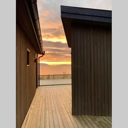 Lyngen Alps Panorama *